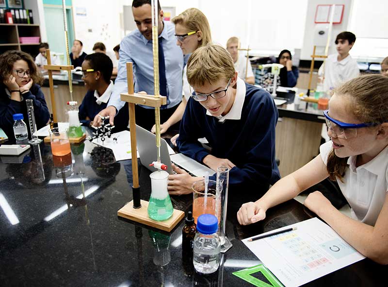 Aktive Verben: Warum sie Texte besser machen 1 Edition Blaes chemielabor